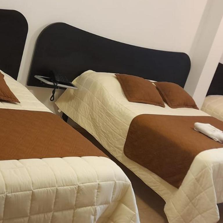 HOSTAL MURGEON BOUTIQUE - Habitación Triple - 5