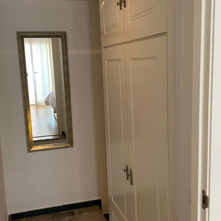 DUPLEX JUNTO AL PUENTE ROMANO con GRAN TERRAZA y PARKING PRIVADO - Apartamento de 3 dormitorios - 40
