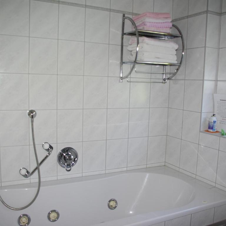 Haus Berggruß inkl. Chiemgaukarte - Apartment mit Terrasse - 18