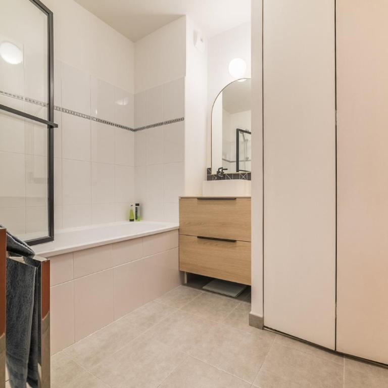Élégant T3 au Panier centre Vieux Port avec Terrasse Privée et option Parking - Appartement avec Terrasse - 23