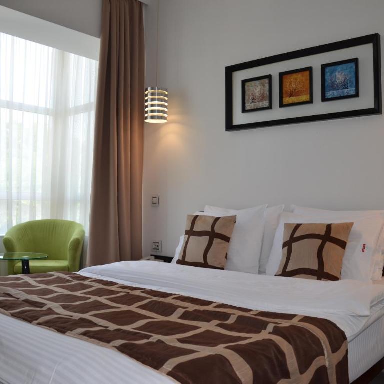 Hotel Zeder Garni - Porodična Soba (2 Odrasle Osobe + 2 Deteta) - 2