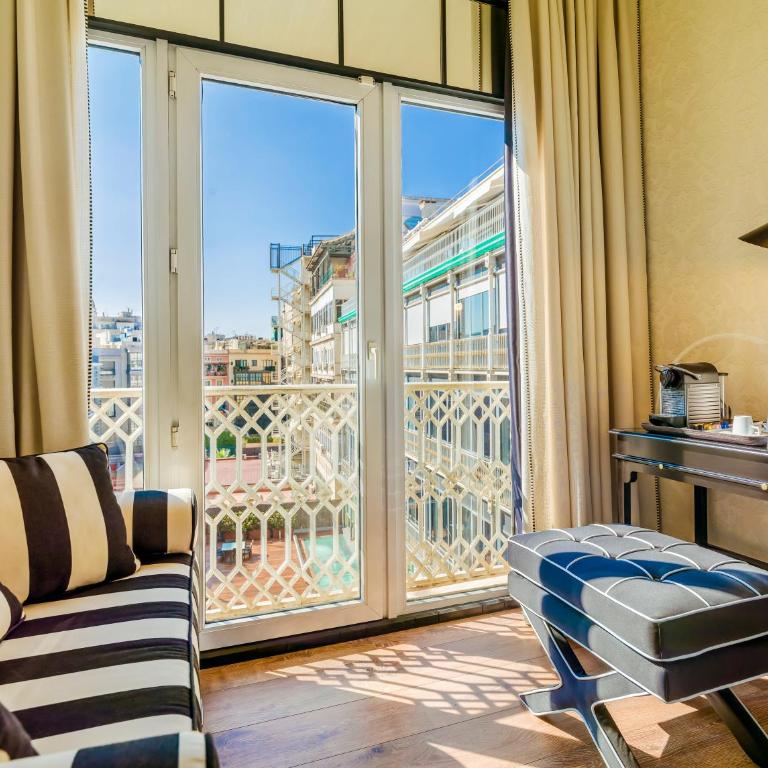 Boutique Hotel H10 Catalunya Plaza - Superior Double or Twin Room - 6