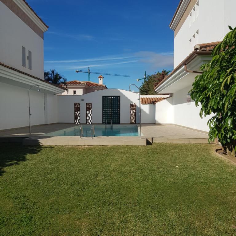 Sunny Home . - Casa de 3 dormitorios - 26