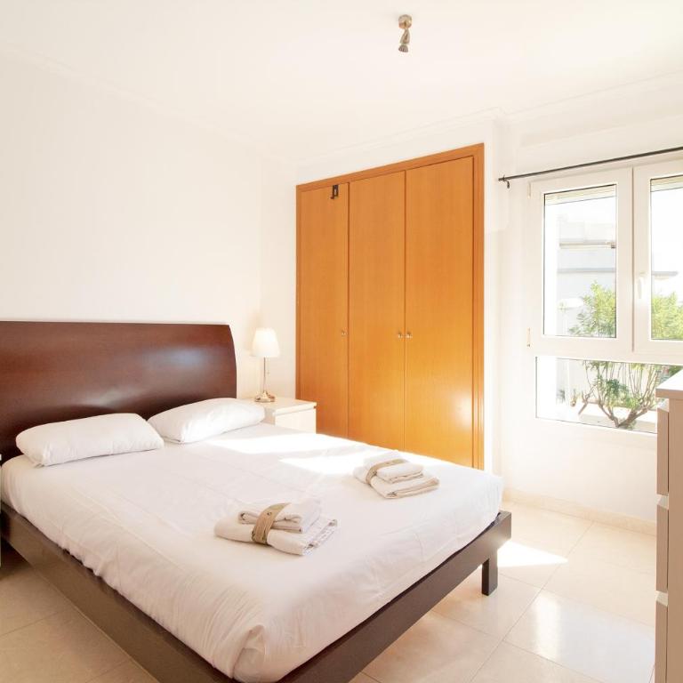 Global Vacacional, Apartamento de 3 dormitorios y terraza en la playa de Canet - Apartment - 11