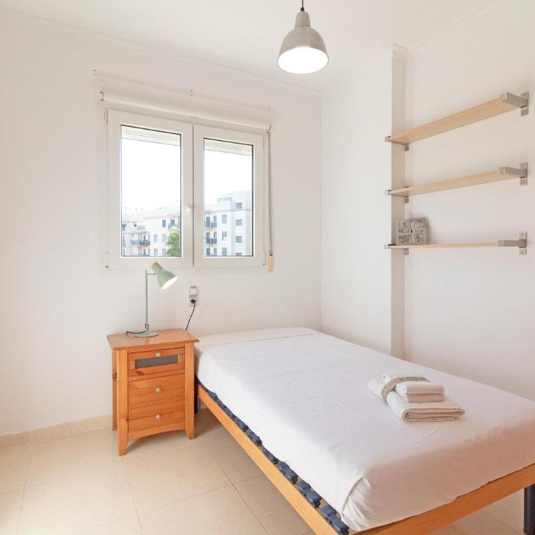 Global Vacacional, Apartamento de 3 dormitorios y terraza en la playa de Canet - Apartment - 13