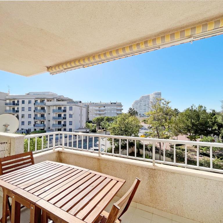 Global Vacacional, Apartamento de 3 dormitorios y terraza en la playa de Canet - Apartment - 19