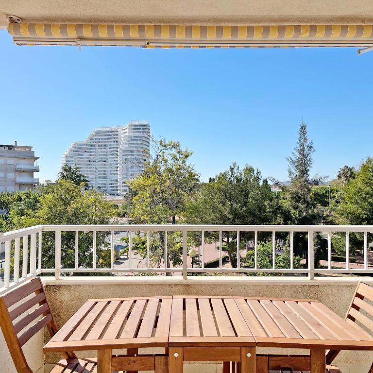 Global Vacacional, Apartamento de 3 dormitorios y terraza en la playa de Canet - Apartment - 20