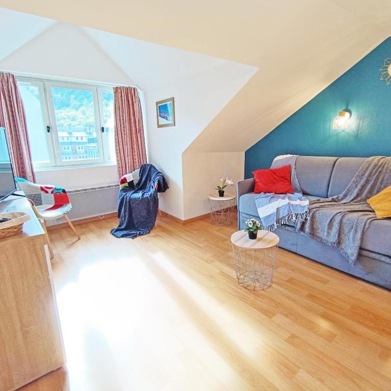 L'Esquiros, studio, centre Luchon, casier à skis, wifi, ascenseur, 3 personnes - Studio - 1