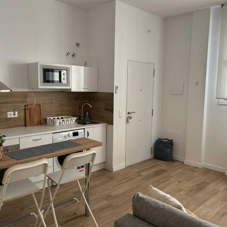 Estudio carretera Cadiz - One-Bedroom Apartment - 18