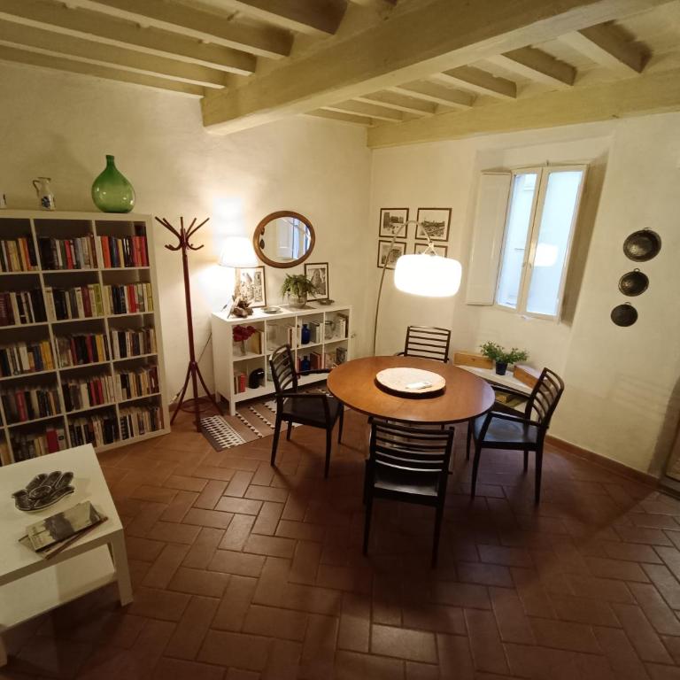La Vecchia Firenze - One-Bedroom Apartment - 4