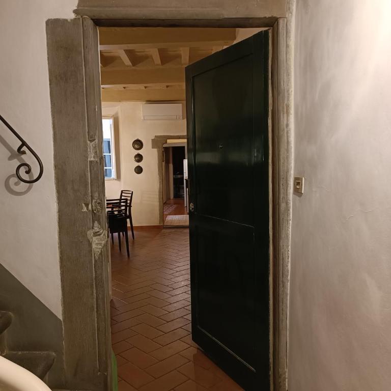 La Vecchia Firenze - One-Bedroom Apartment - 33