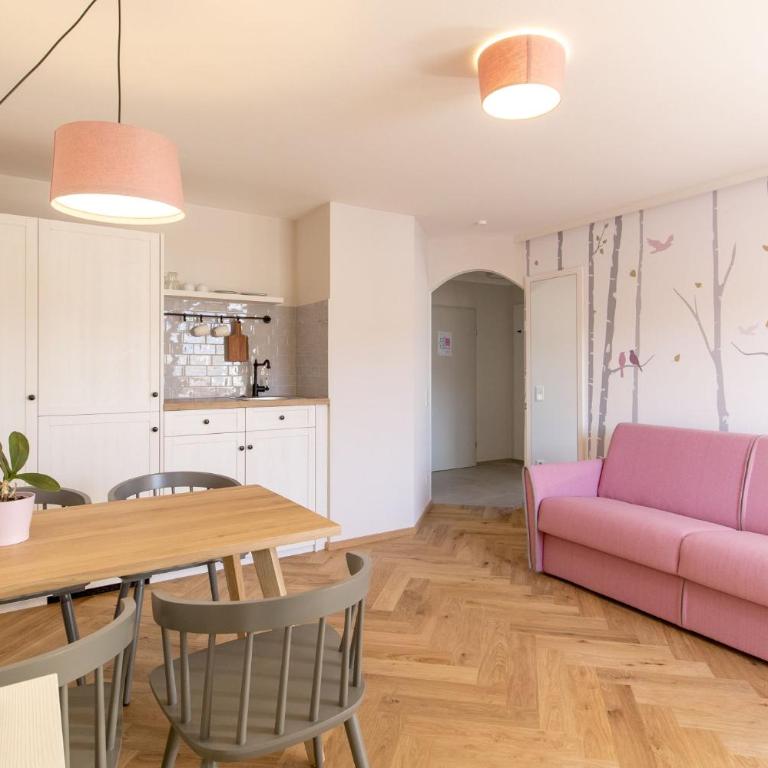 Familienhotel Felsenhof - Familienapartment - Nebengebäude - 1