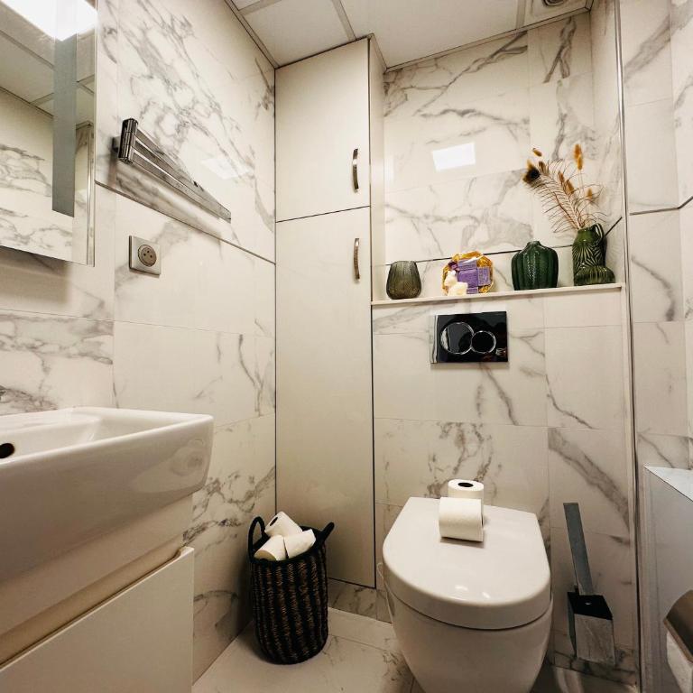 Luxury Flat - Eiffel Tower View & Terrace - Air Conditioning - Appartement 2 Chambres - 18