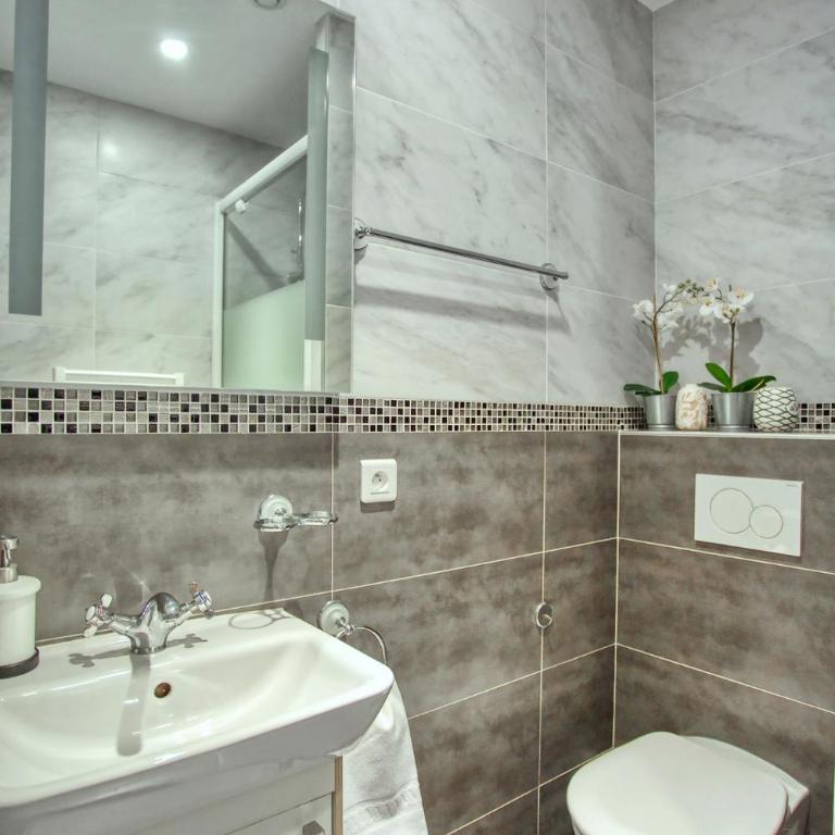 Romantique 150m2 4CH proche de L'Opéra - Clim - Appartement Deluxe - 8