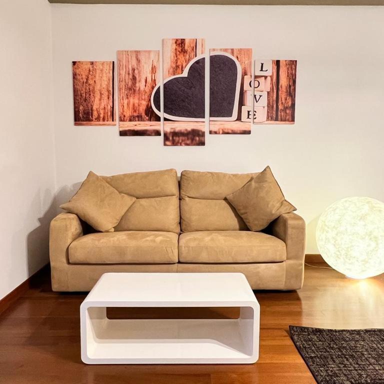 Piazza Italia Luxury Apartment - Appartamento con 2 Camere da Letto - 5