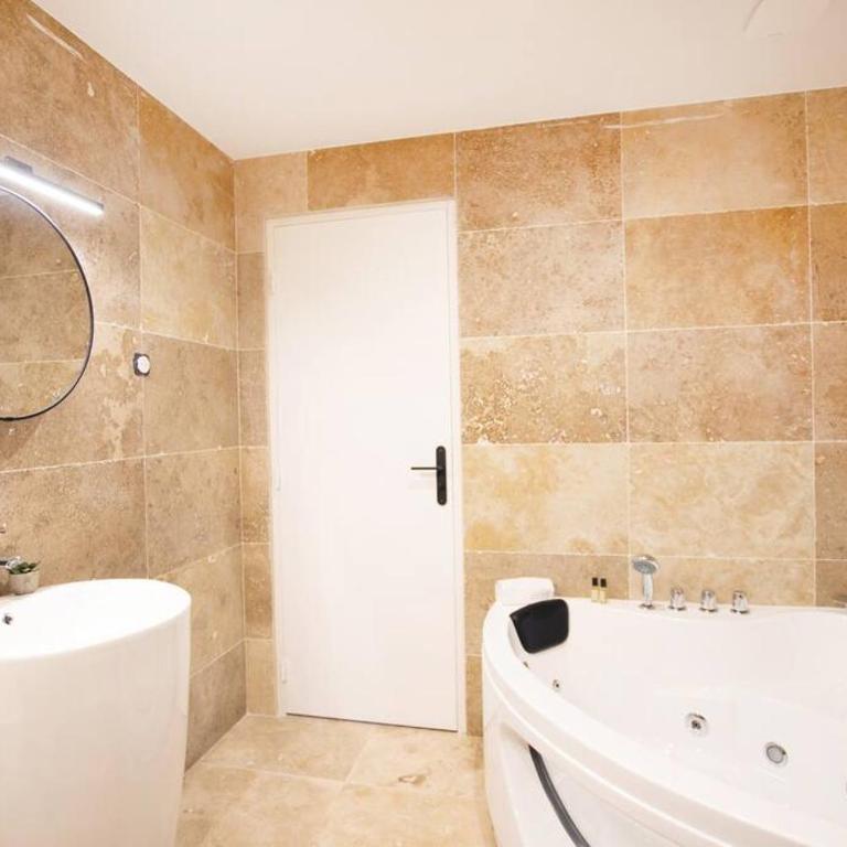 Studio avec jacuzzi dans le 10e - Appartamento con 1 Camera da Letto - 14