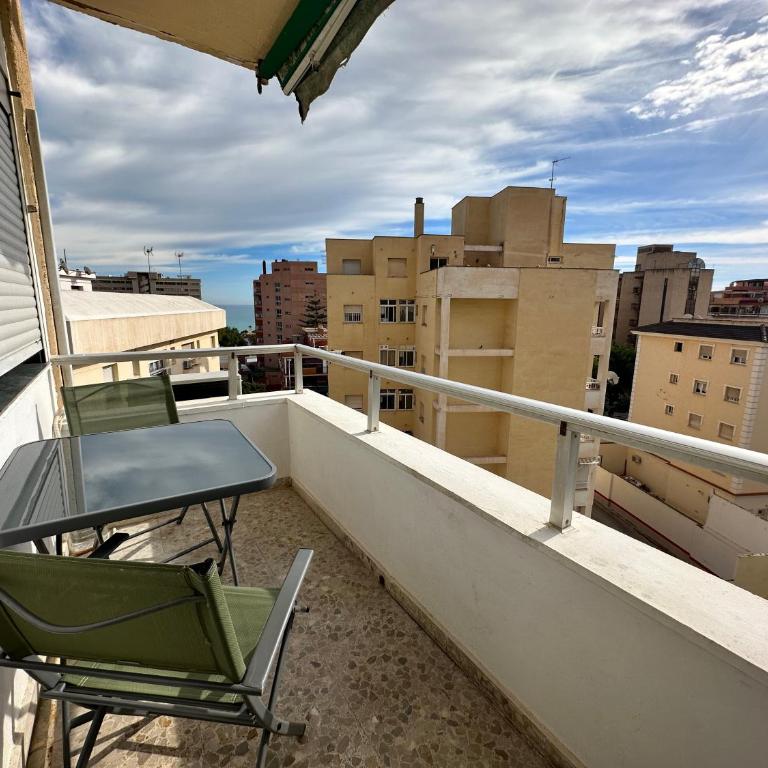 VER5 - Terraza con vistas al mar, Wifi, Smart TV, Piscina, Playa, Centro - Apartamento - 1