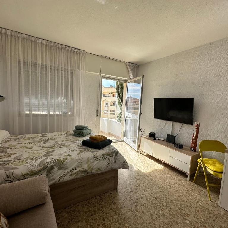VER5 - Terraza con vistas al mar, Wifi, Smart TV, Piscina, Playa, Centro - Apartamento - 10