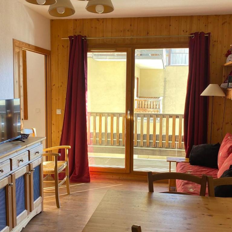 Appartement 2 pièces cabine, 6 personnes, piscine, parking, WiFi - FR-1-636-13 - Apartment - 1