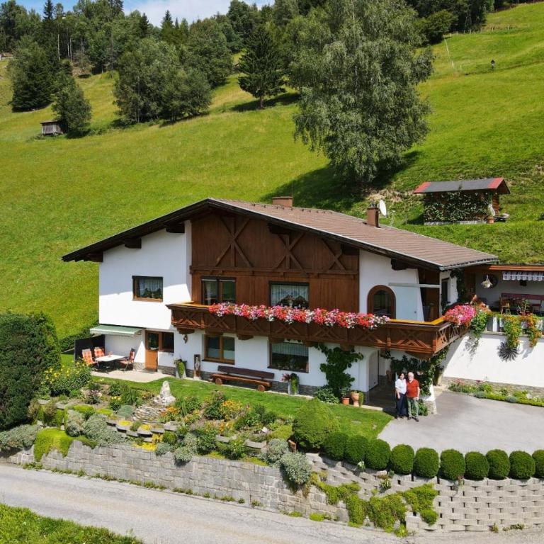 Haus Gertrud - Apartment mit 2 Schlafzimmern und Terrasse - 1