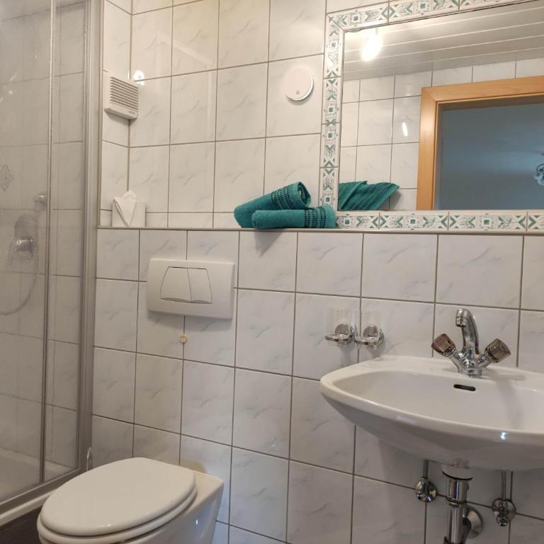 Haus Gertrud - Apartment mit 2 Schlafzimmern und Terrasse - 16