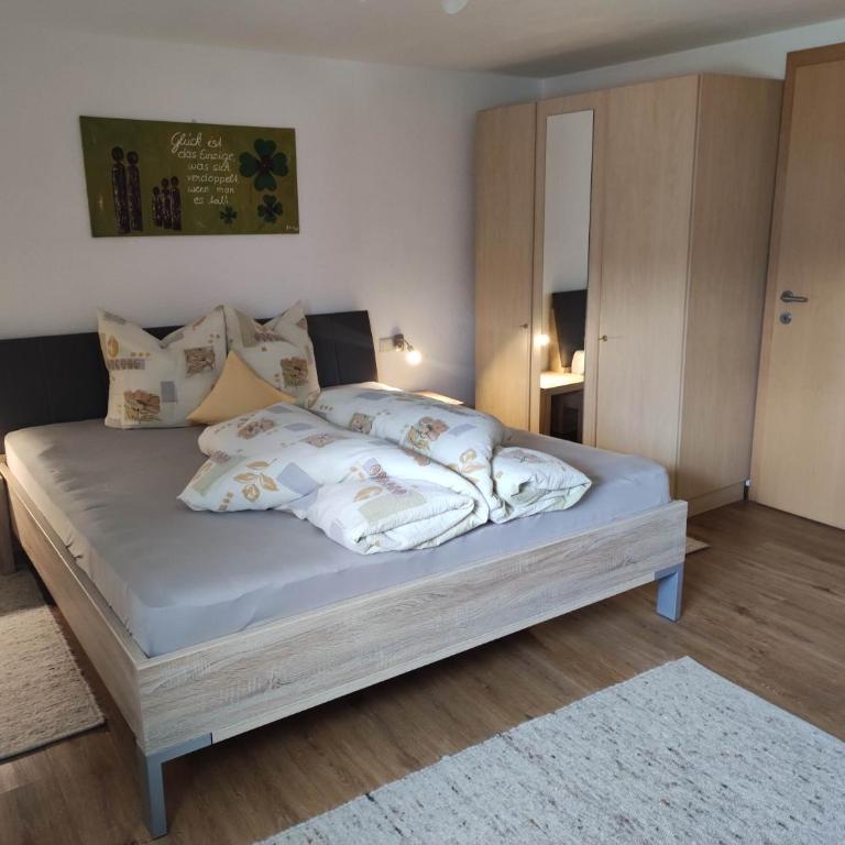 Haus Gertrud - Apartment mit 2 Schlafzimmern und Terrasse - 11