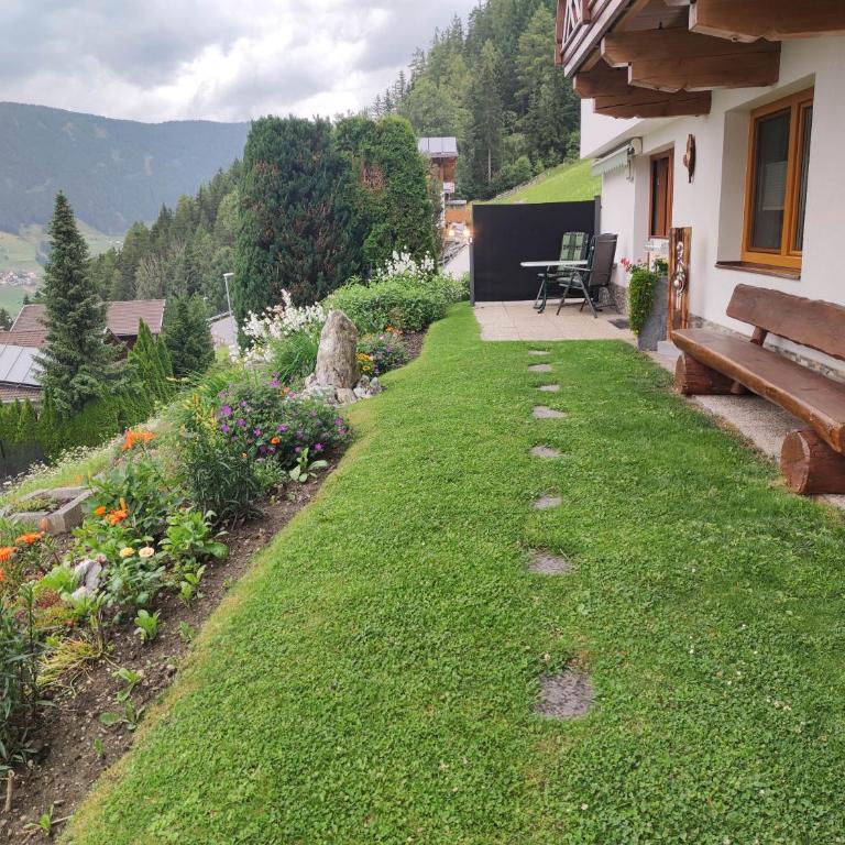 Haus Gertrud - Apartment mit 2 Schlafzimmern und Terrasse - 4