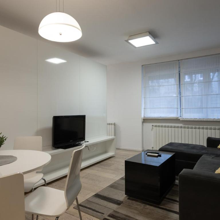 Central Park Apartments - Comfort One-Bedroom Apartment - 27