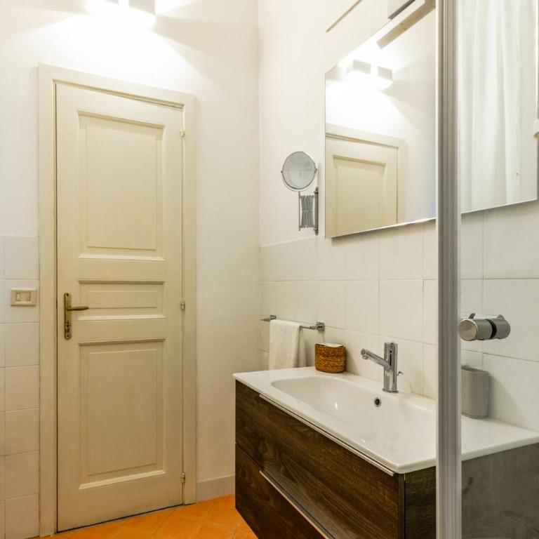 Kepos Rooms and Suites - Ampia Camera Matrimoniale - 2