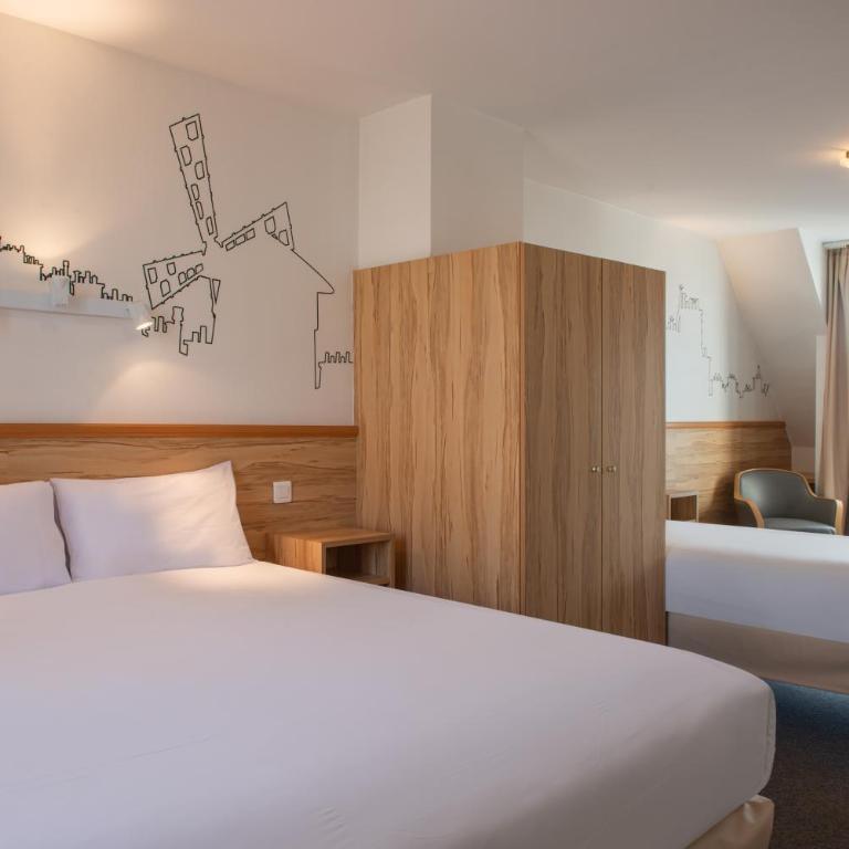 Pacific Hotel Fondary - Camera Tripla Comfort - 1