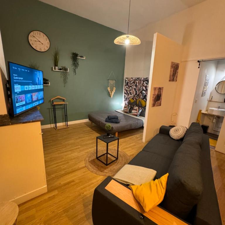 Charmant appartement climatisé aux pieds de la cité - Apartment mit 1 Schlafzimmer - 12