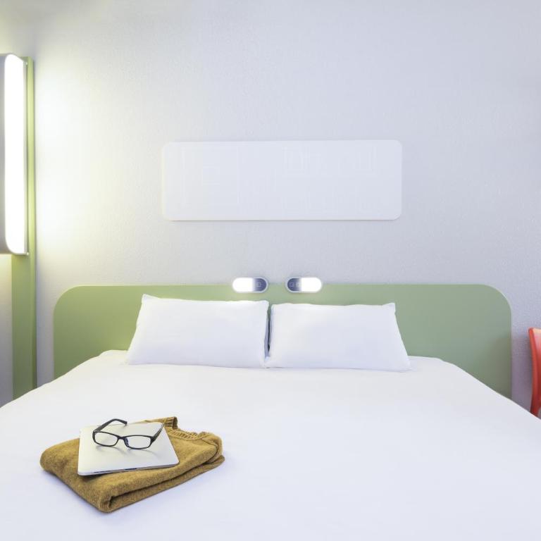 ibis budget Bordeaux Centre Bastide - Chambre Double Standard - Côté Ville - 3