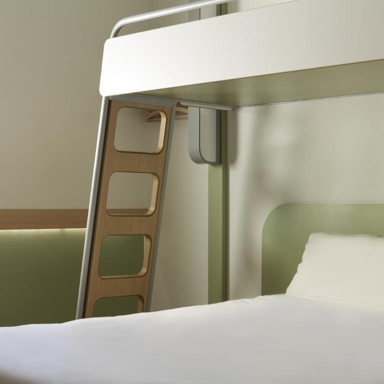 ibis budget Bordeaux Centre Bastide - Chambre Triple - 9