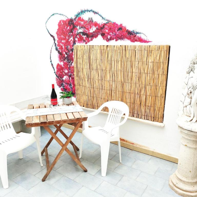 Bonito estudio con patio interior en Altea - Apartamento de 2 dormitorios - 2