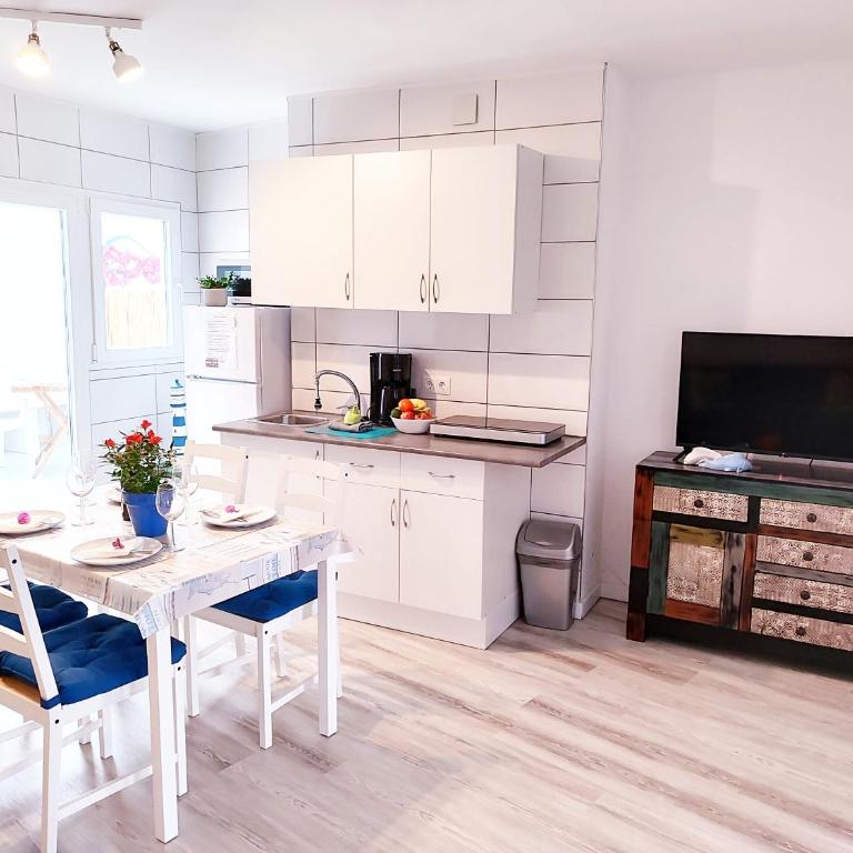 Bonito estudio con patio interior en Altea - Apartamento de 2 dormitorios - 3