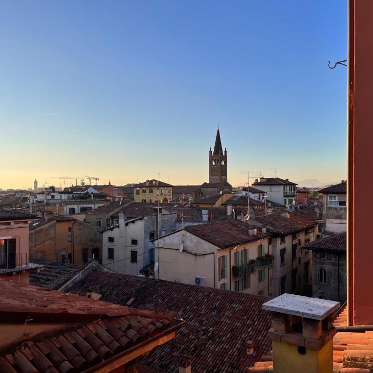 Piazza Erbe Lodge - Penthouse Apartment - 29