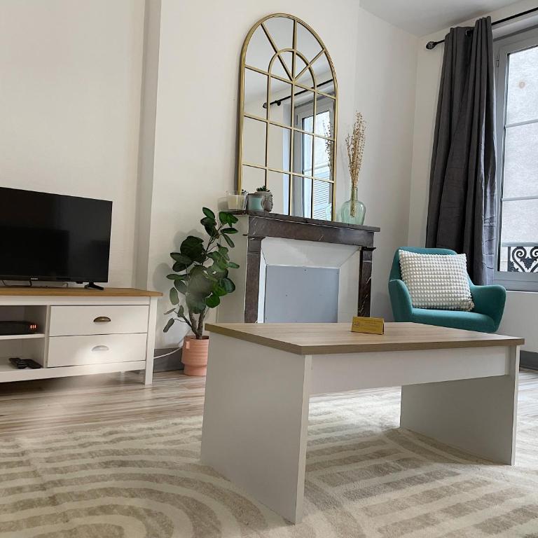 Charme Historique de Beauvoir au Cœur de Blois - Studio - 14