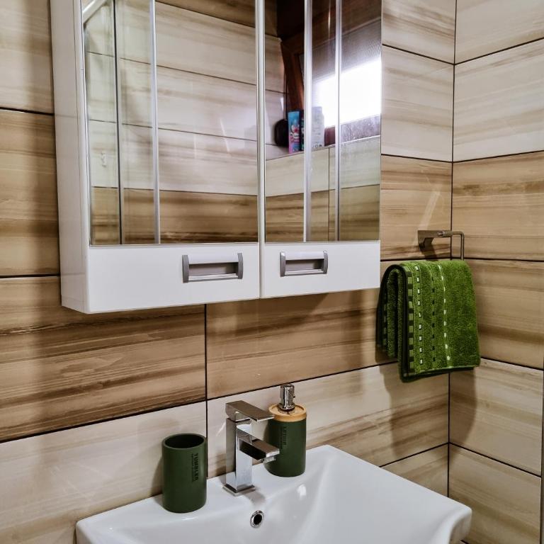 Apartman Nevena - One-Bedroom Apartment - 14