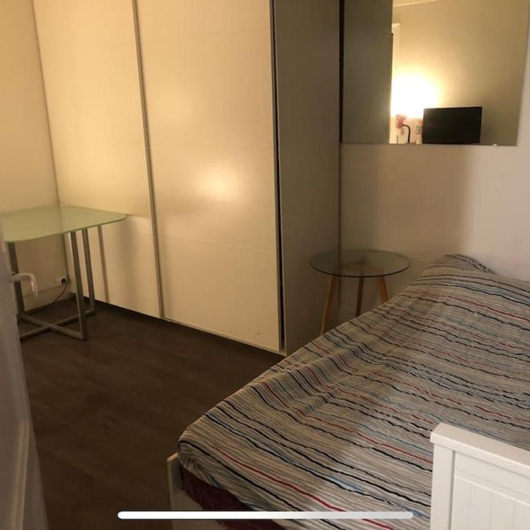 Studio sympa,proche de la gare - Apartamento de 1 dormitorio - 1
