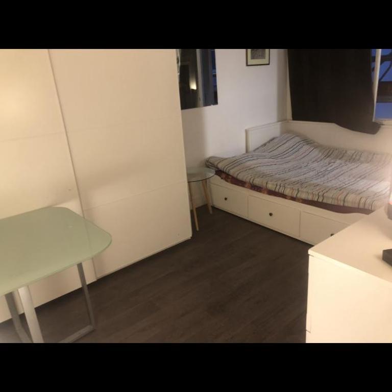 Studio sympa,proche de la gare - Apartamento de 1 dormitorio - 8