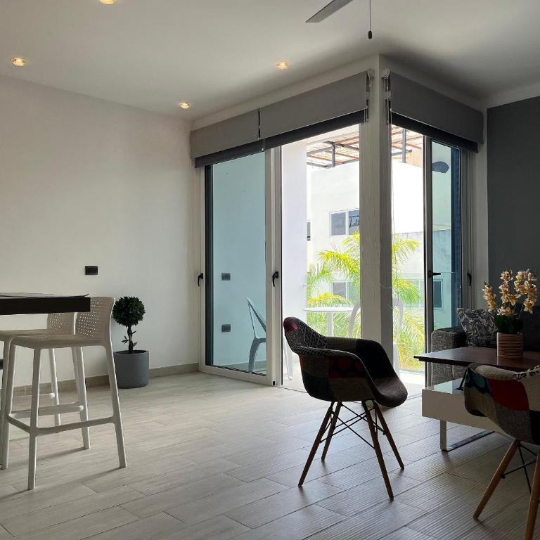 Cute and great location place downtown Playa - One-Bedroom Apartment - 8