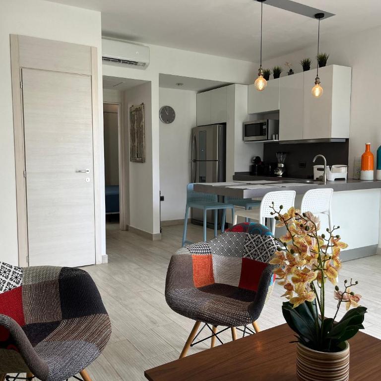 Cute and great location place downtown Playa - One-Bedroom Apartment - 11