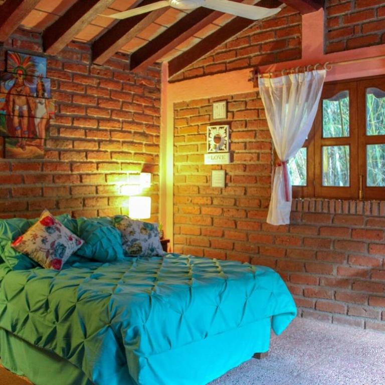 Casa La Potranca - Family Room with Mountain View - 22