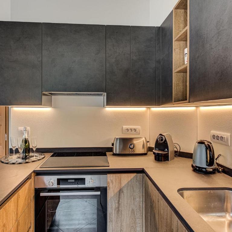 Apartment Alpes V, Alpes Agency, Central Chamonix, Sleeps 5 - Appartamento con 3 Camere da Letto - 10