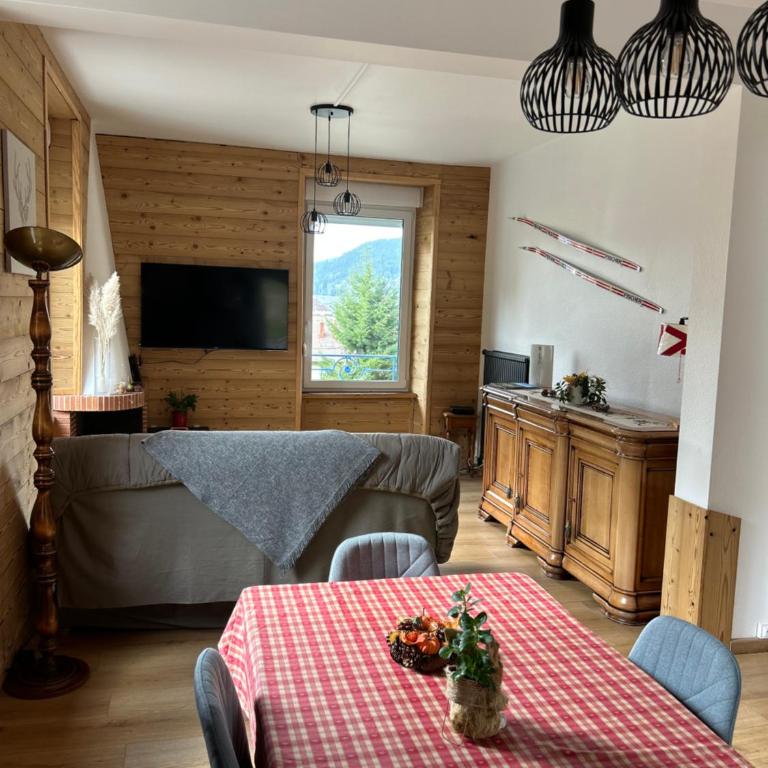 L'apparté de G, Gîte 3 étoiles de montagne cosy - Appartement 2 Chambres - 5