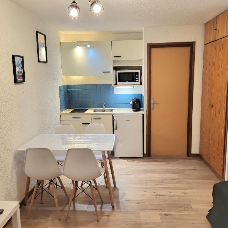 Appartement 4pers rénové de 24M2 pied des pistes - Monolocale con Vista Montagna - 1
