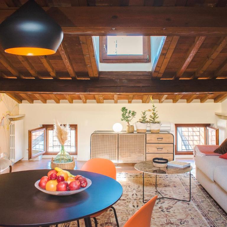 Vicolo Amanti Verona - Appartamento con 2 Camere da Letto - 34