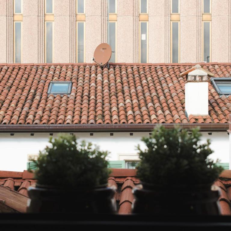 Vicolo Amanti Verona - Appartamento con 2 Camere da Letto - 47
