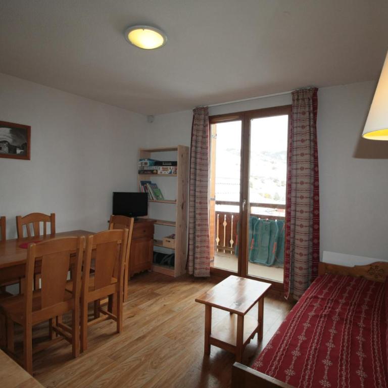 Appart - Chalet du Hameau des Aiguilles - Appartement 2 Chambres avec Vue - 9