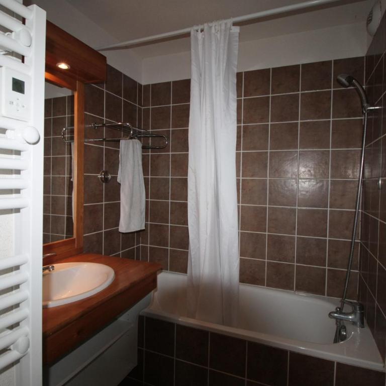 Appart - Chalet du Hameau des Aiguilles - Appartement 2 Chambres avec Vue - 19